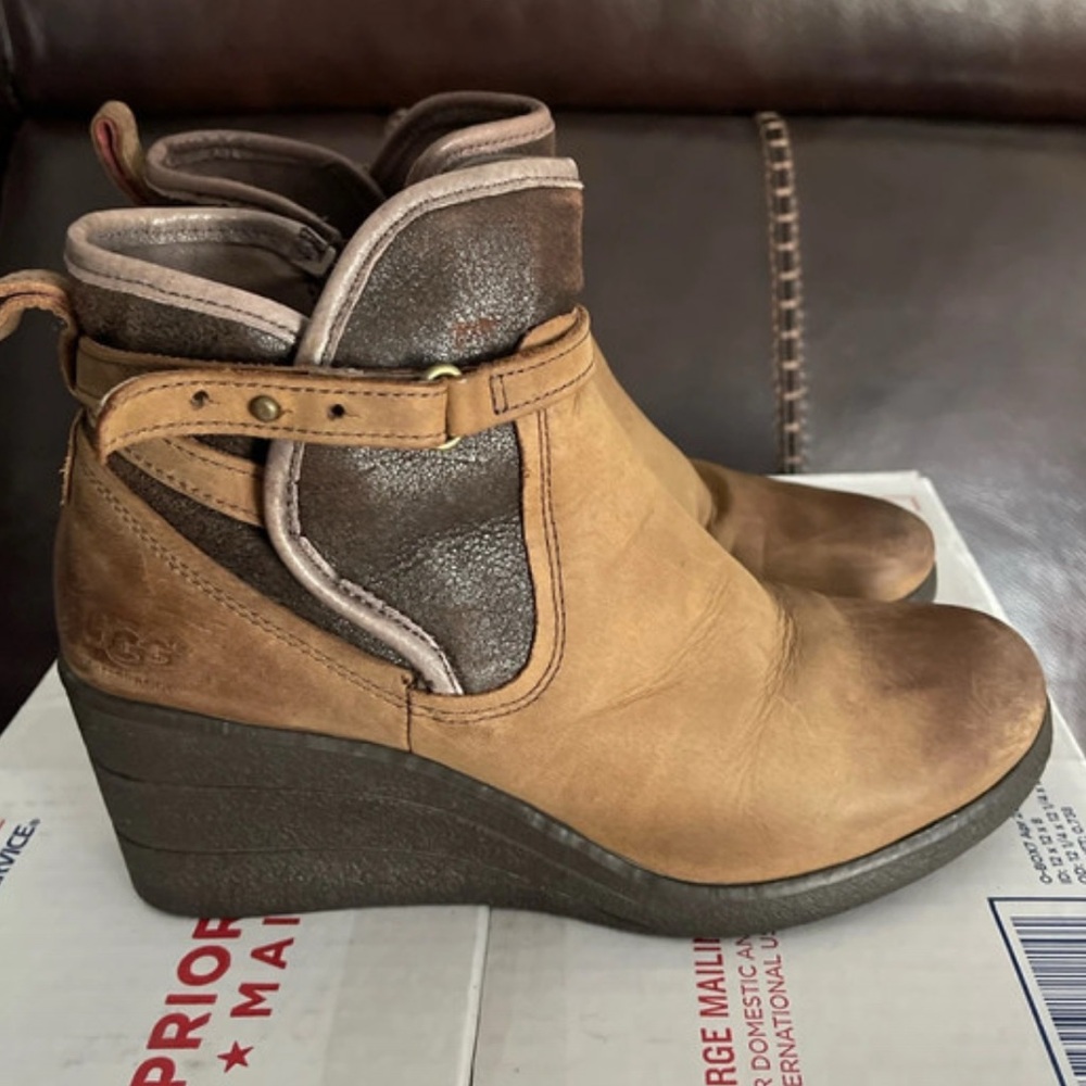 UGG Women's Tan and Brown Wedge Boots